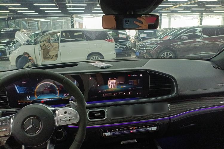 Used Mercedes-Benz GLE AMG 2020 AMG GLE 63 4MATIC+ Center Console