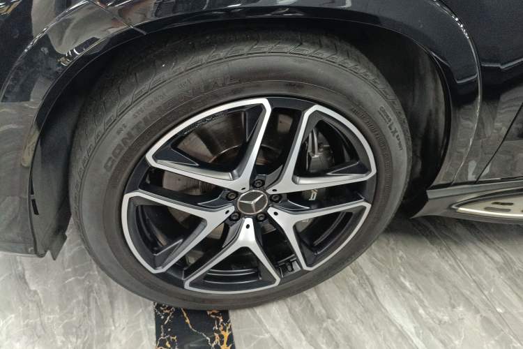 Used Mercedes-Benz GLE AMG 2020 AMG GLE 63 4MATIC+ Exterior 4