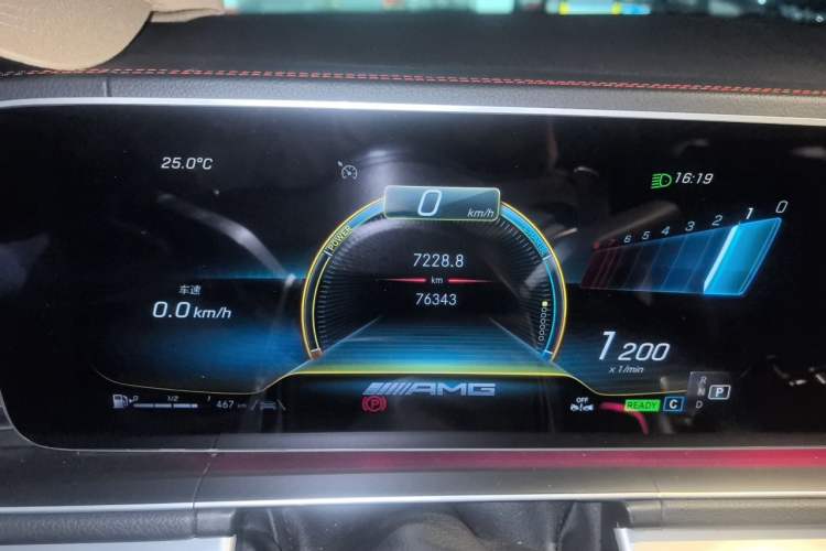 Used Mercedes-Benz GLE AMG 2020 AMG GLE 53 4MATIC+ Odometer Close Up