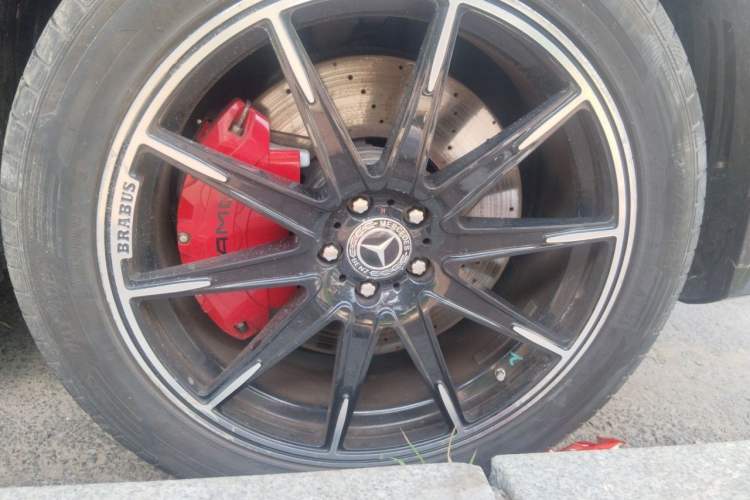 Used Mercedes-Benz GLE AMG 2020 AMG GLE 53 4MATIC+ Right Front Wheel Hub