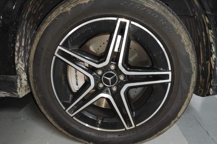 Used Mercedes-Benz GLE AMG 2020 AMG GLE 53 4MATIC+ Right Front Wheel Hub