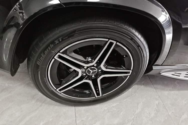 Used Mercedes-Benz GLE AMG 2020 AMG GLE 53 4MATIC+ Right Rear Wheel Hub