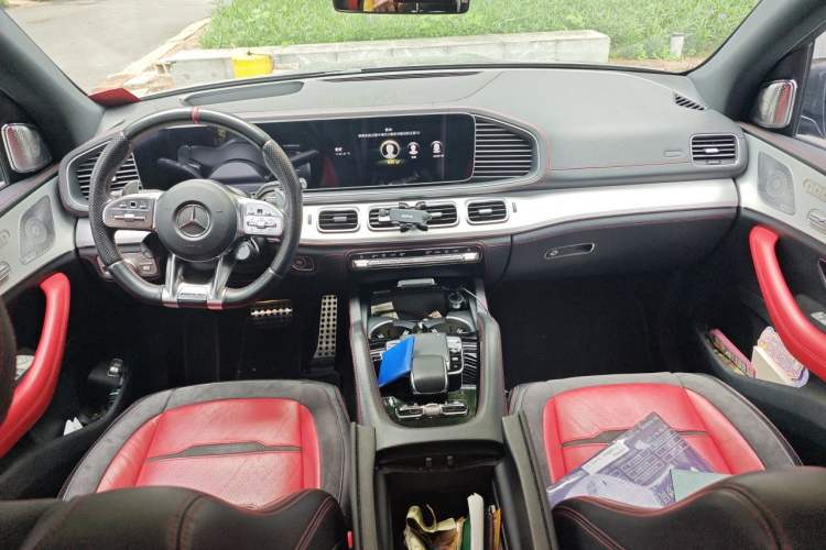 Used Mercedes-Benz GLE AMG 2020 AMG GLE 53 4MATIC+ Center Console
