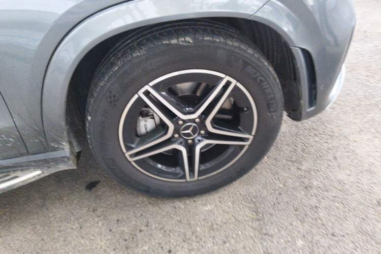 Used Mercedes-Benz GLE AMG 2020 AMG GLE 53 4MATIC+ Right Front Wheel Hub
