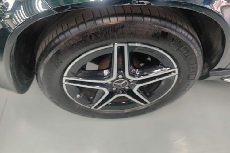 Used Mercedes-Benz GLE AMG 2020 AMG GLE 53 4MATIC+ Right Rear Wheel Hub