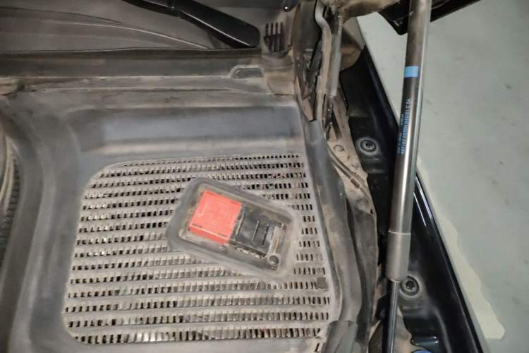 Used Mercedes-Benz GLE AMG  Engine Bay Left