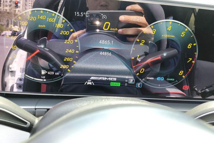 Used Mercedes-Benz GLE AMG  Odometer Close Up