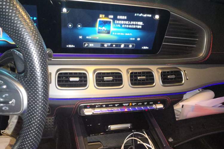 Used Mercedes-Benz GLE AMG 2022 AMG GLE 53 4MATIC+ Audio And AC Panel
