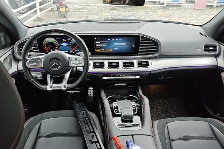 Used Mercedes-Benz GLE AMG 2022 AMG GLE 53 4MATIC+ Center Console