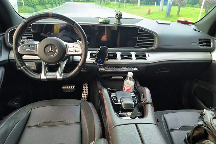 Used Mercedes-Benz GLE AMG 2022 AMG GLE 53 4MATIC+ Center Console