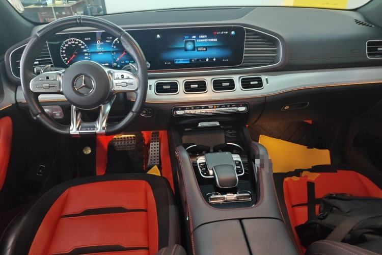 Used Mercedes-Benz GLE AMG 2023 AMG GLE 53 4MATIC+ Center Console