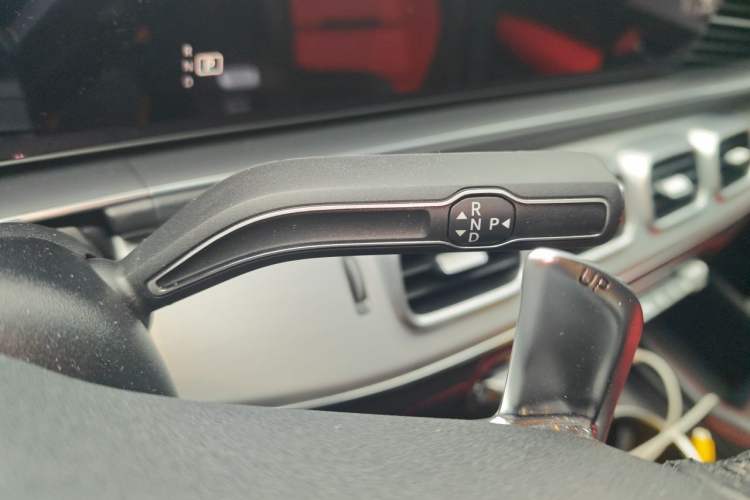 Used Mercedes-Benz GLE AMG 2023 AMG GLE 53 4MATIC+ Gear Lever