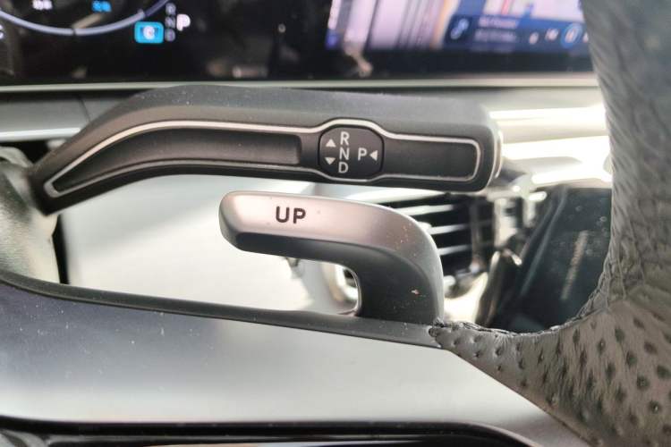 Used Mercedes-Benz GLE AMG 2023 AMG GLE 53 4MATIC+ Gear Lever