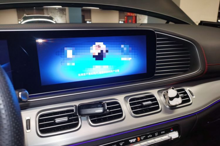 Used Mercedes-Benz GLE AMG 2023 AMG GLE 53 4MATIC+ Audio And AC Panel