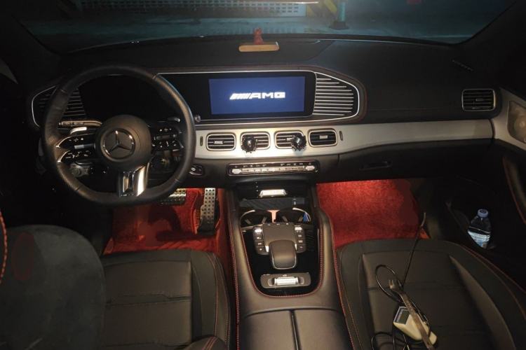 Used Mercedes-Benz GLE AMG 2024 AMG GLE 53 4MATIC+ Center Console
