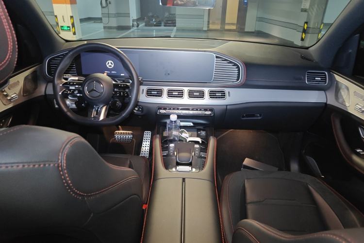 Used Mercedes-Benz GLE AMG 2024 AMG GLE 53 4MATIC+ Center Console