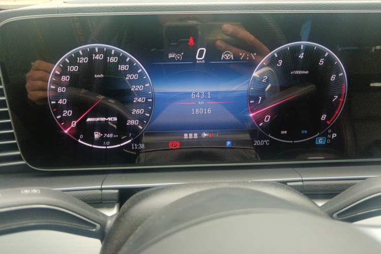 Used Mercedes-Benz GLE AMG 2024 AMG GLE 53 4MATIC+ Odometer Close Up