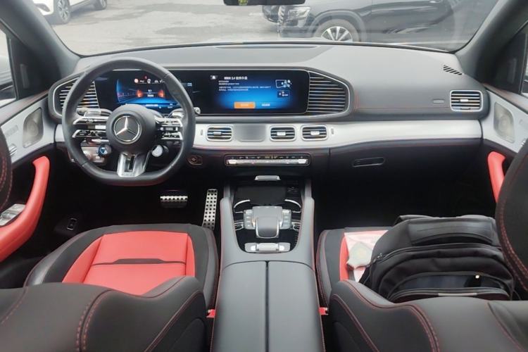 Used Mercedes-Benz GLE AMG 2024 AMG GLE 53 4MATIC+ Center Console