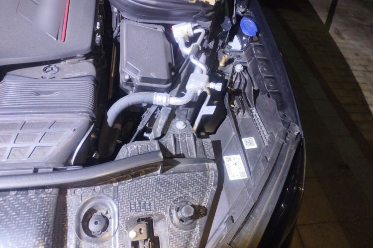 Used Mercedes-Benz GLE AMG 2025-Year Restyled AMG GLE 53 4MATIC+ Engine Bay Left