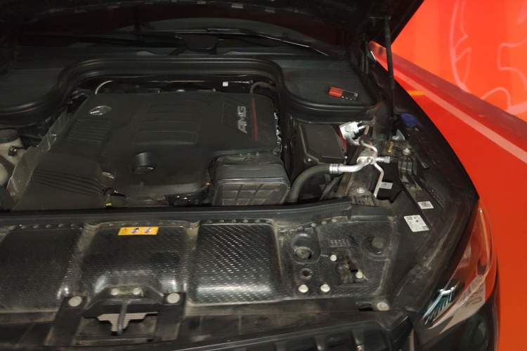 Used Mercedes-Benz GLE AMG 2025-Year Restyled AMG GLE 53 4MATIC+ Engine Bay Left