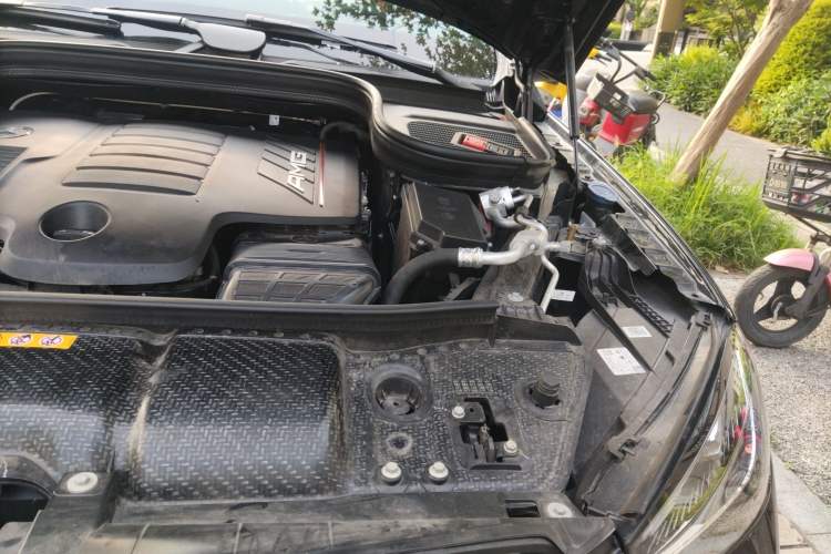 Used Mercedes-Benz GLE AMG 2025 AMG GLE 53 4MATIC+ Engine Bay Left