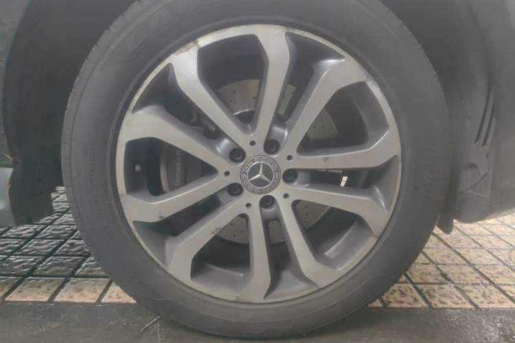 Used Mercedes-Benz GLE-Class  Exterior 7
