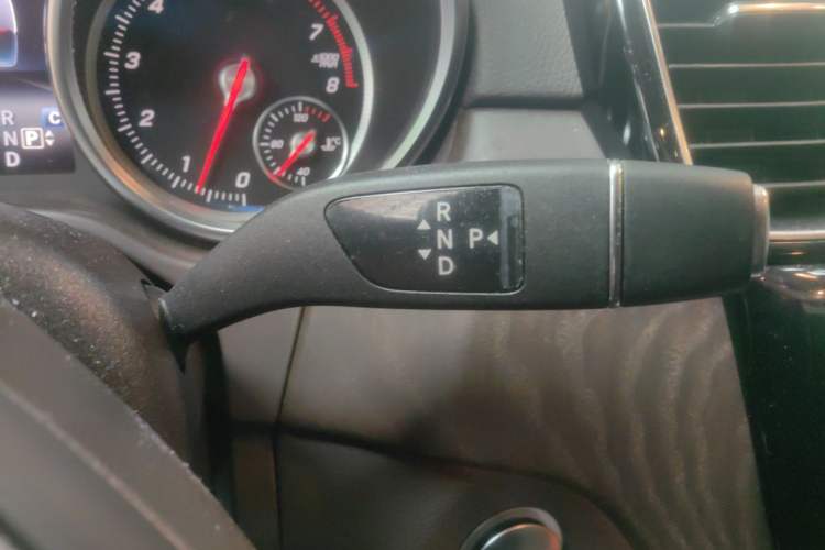Used Mercedes-Benz GLE-Class  Gear Lever