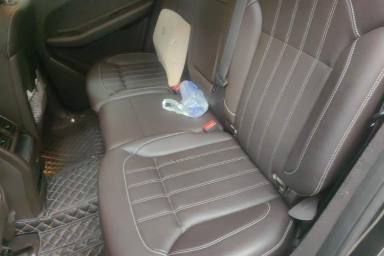 Used Mercedes-Benz GLE-Class  Interior 4