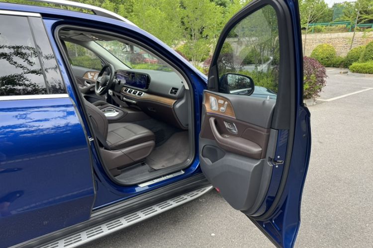 Used Mercedes-Benz GLE-Class  Interior 12