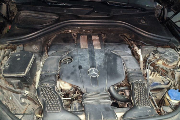 Used Mercedes-Benz GLE-Class 2015 GLE 320 4MATIC Engine Bay