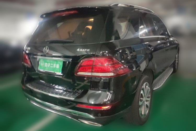 Used Mercedes-Benz GLE-Class 2015 GLE 400 4MATIC Rear Right 45 Deg