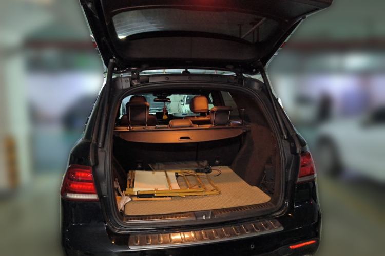 Used Mercedes-Benz GLE-Class 2015 GLE 320 4MATIC Trunk