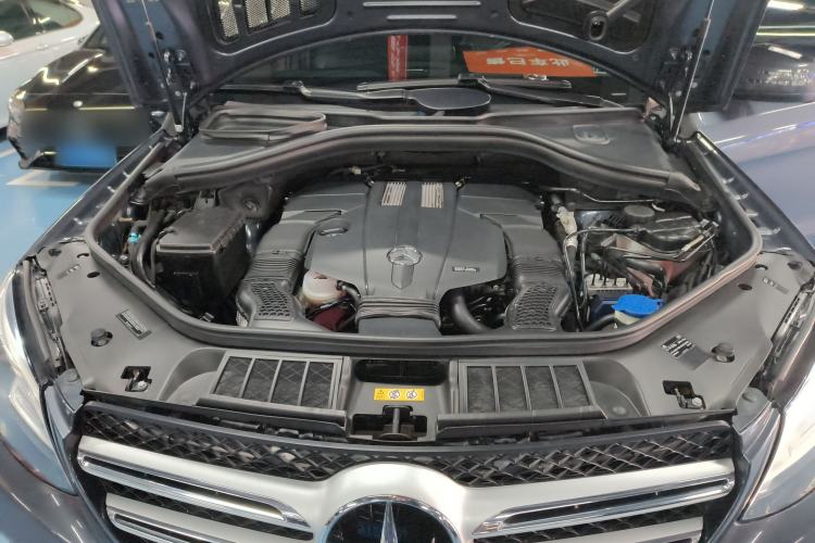 Used Mercedes-Benz GLE-Class 2015 GLE 400 4MATIC Engine Bay