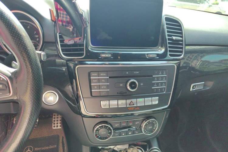 Used Mercedes-Benz GLE-Class 2016 GLE 450 AMG 4MATIC Audio And AC Panel