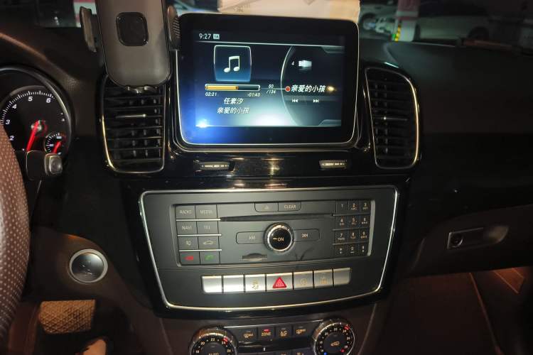 Used Mercedes-Benz GLE-Class 2016 GLE 400 4MATIC U.S. specification Audio And AC Panel