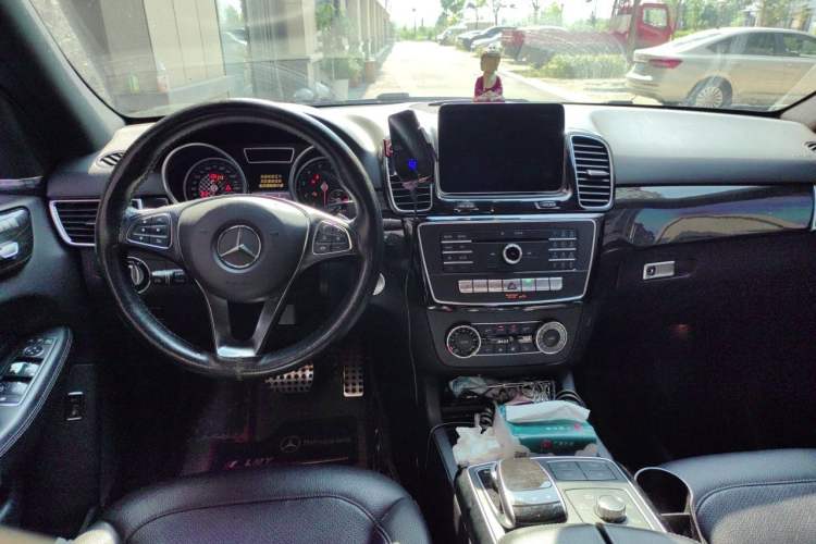 Used Mercedes-Benz GLE-Class 2016 GLE 450 AMG 4MATIC Center Console