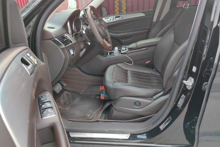 Used Mercedes-Benz GLE-Class 2016 GLE 400 4MATIC U.S. specification Driver Seat