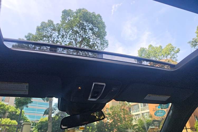 Used Mercedes-Benz GLE-Class  Headliner