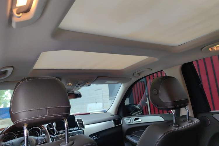 Used Mercedes-Benz GLE-Class 2016 GLE 400 4MATIC U.S. specification Headliner