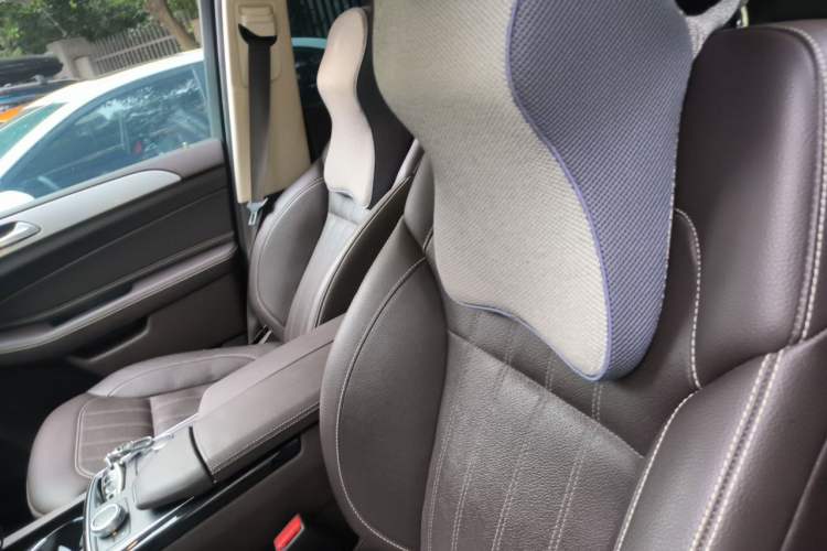 Used Mercedes-Benz GLE-Class  Left Front Seat