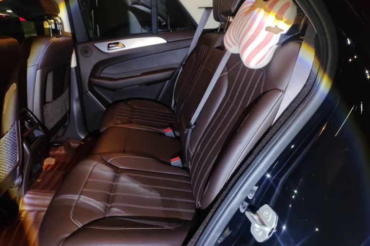 Used Mercedes-Benz GLE-Class 2016 GLE 400 4MATIC U.S. specification Left Rear Seat
