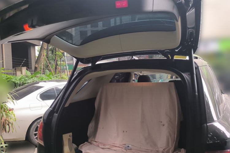Used Mercedes-Benz GLE-Class  Trunk
