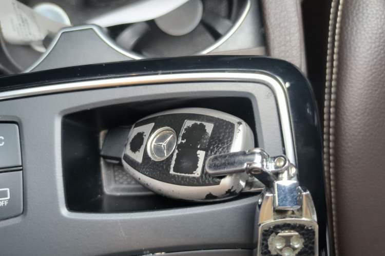 Used Mercedes-Benz GLE-Class  Vehicle Key