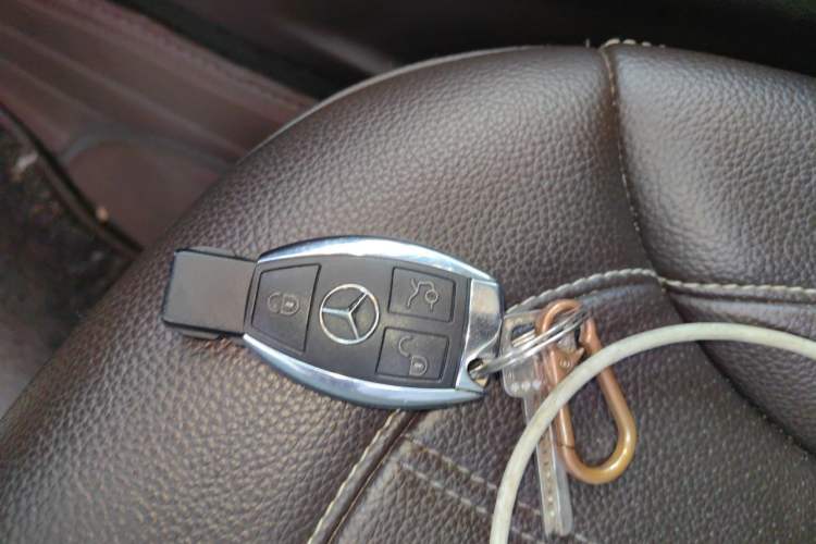 Used Mercedes-Benz GLE-Class 2016 GLE 400 4MATIC U.S. specification Vehicle Key
