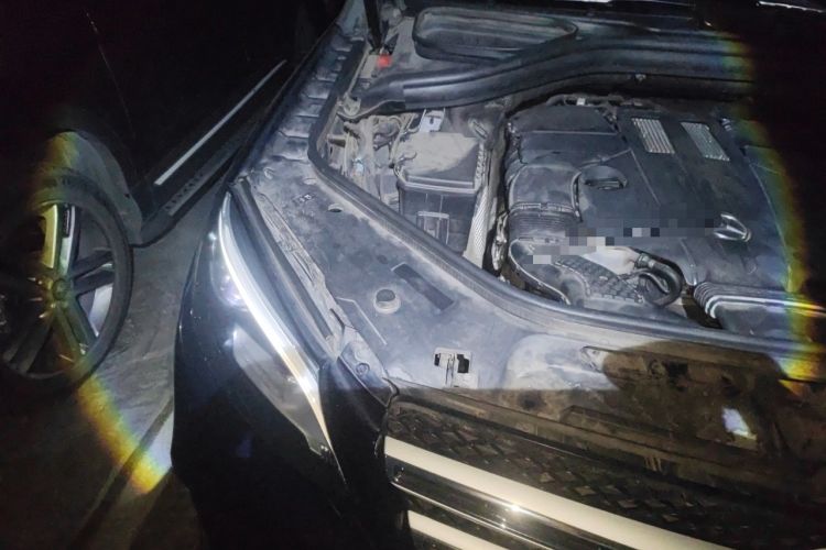 Used Mercedes-Benz GLE-Class  Engine Bay Right