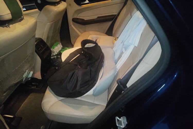 Used Mercedes-Benz GLE-Class  Left Rear Seat