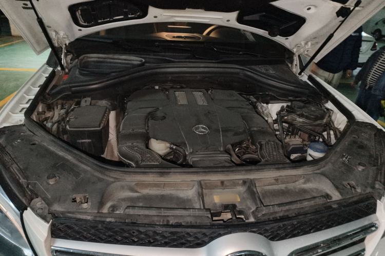 Used Mercedes-Benz GLE-Class 2016 GLE 320 4MATIC Dynamic Edition Engine Bay