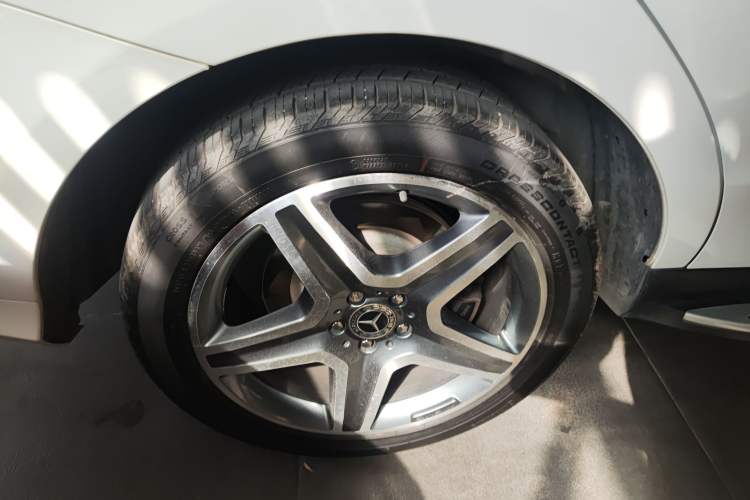 Used Mercedes-Benz GLE-Class 2016 GLE 400 4MATIC U.S. specification Exterior 5