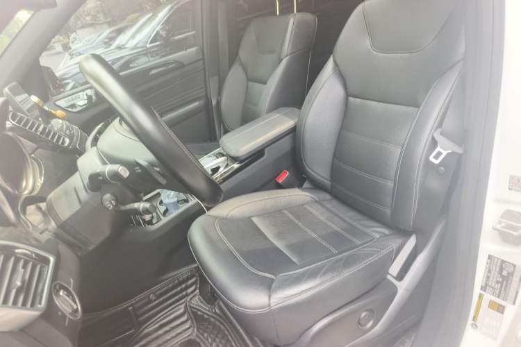 Used Mercedes-Benz GLE-Class 2016 GLE 450 4MATIC U.S. specification Left Front Seat