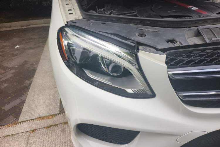 Used Mercedes-Benz GLE-Class 2016 GLE 450 4MATIC U.S. specification Right Front Headlight